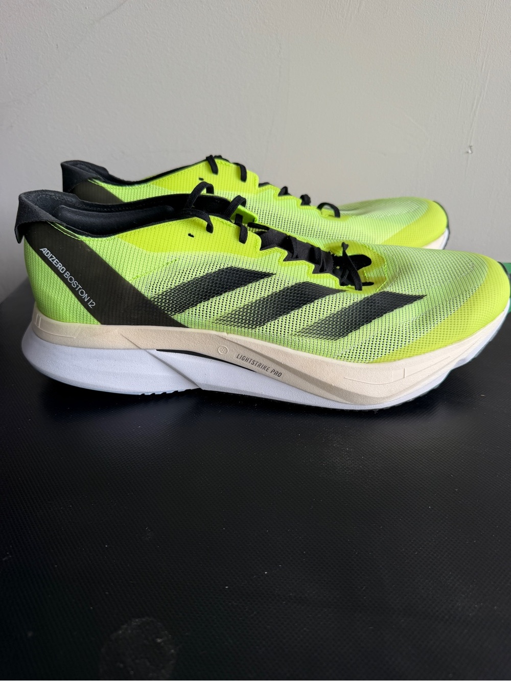 Adidas Men’s Neon Yellow and Black Adizero Boston V12 Running Shoes. NEW